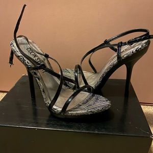 Colin Stuart black heels size6